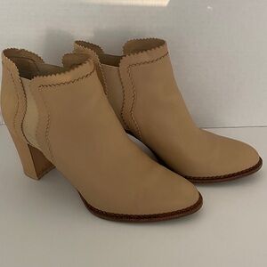 Lele pyp leather Elegant Tan Ankle Booties size 41/10